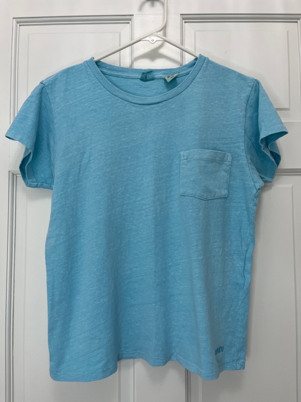 Levi's Women's Short Sleeve Light Blue Tee Shirt - Size Small